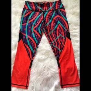 NWOT capri gym pants